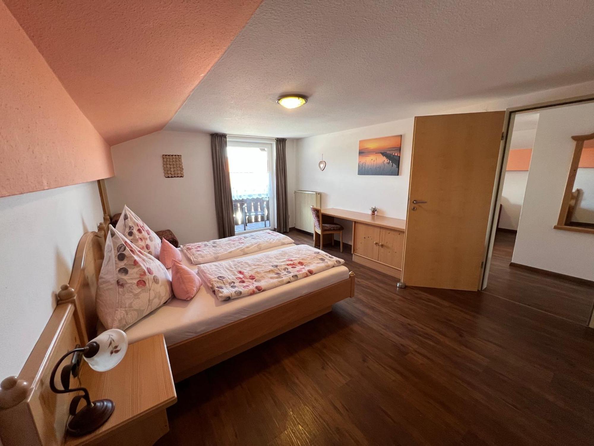 Gaestehaus-Pension Keiss ฮ็อปเฟอเรา ภายนอก รูปภาพ